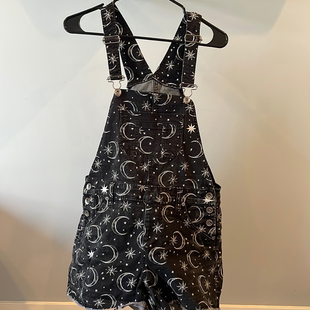 Hot topic overalls